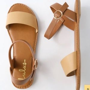 •Lulus Leather Sandals•